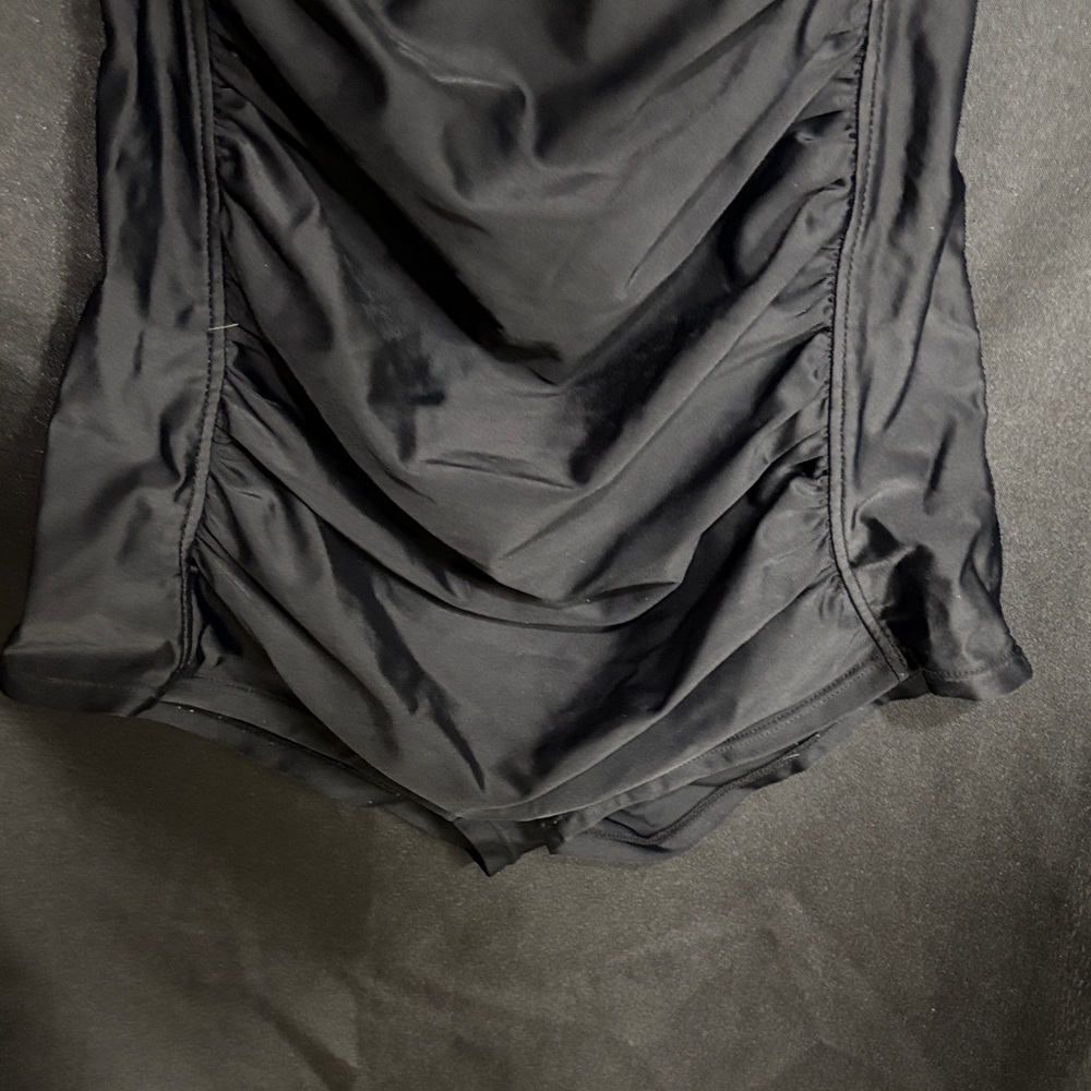 COCOSHIP Black One Piece Swimsuit - Picture 3 of 6